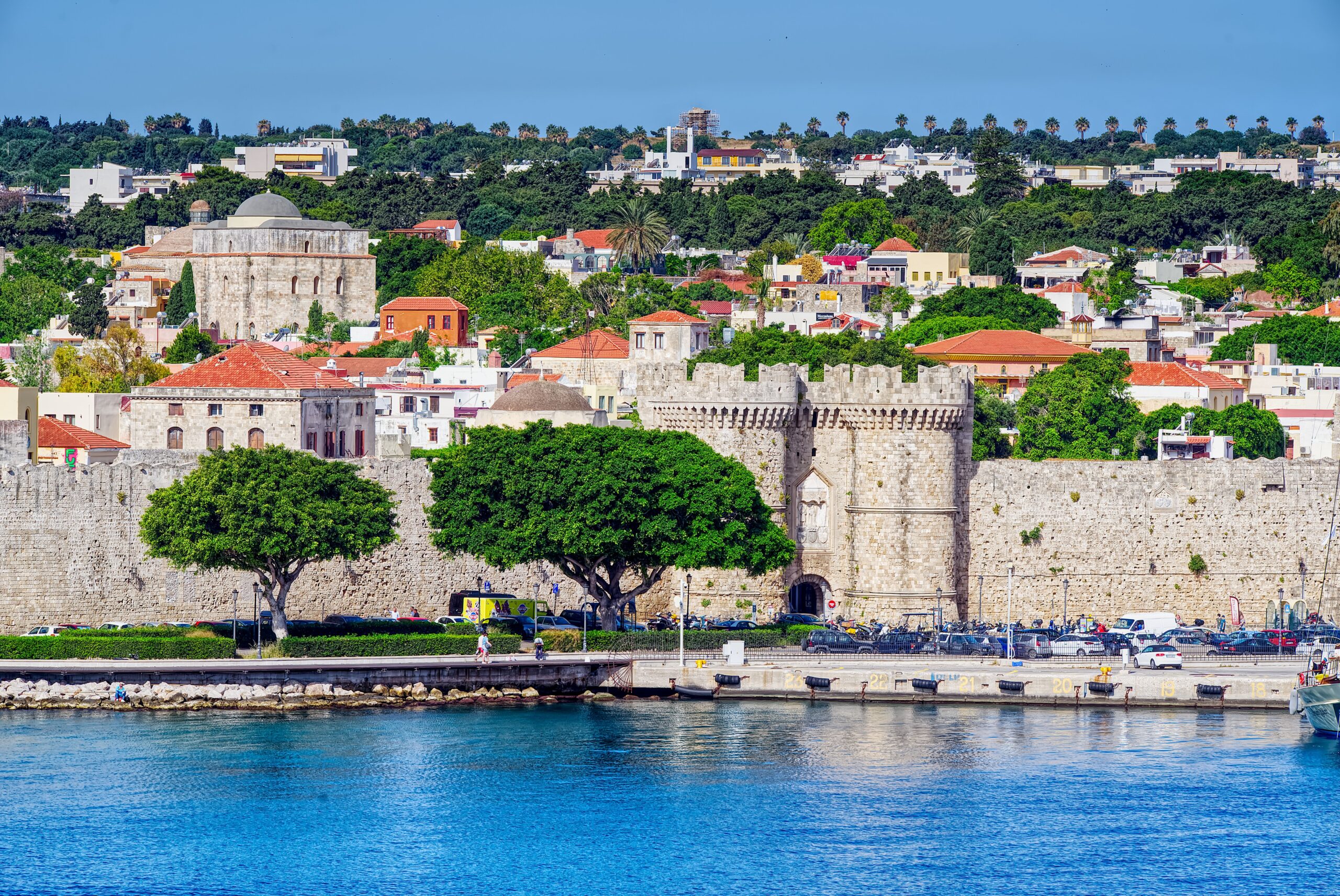 old-town-rodos-fhoto-from-port